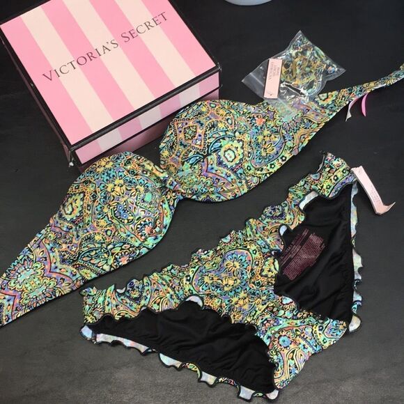 NEW ❤️VICTORIA SECRET SWIMSUIT - Picture 1 of 6